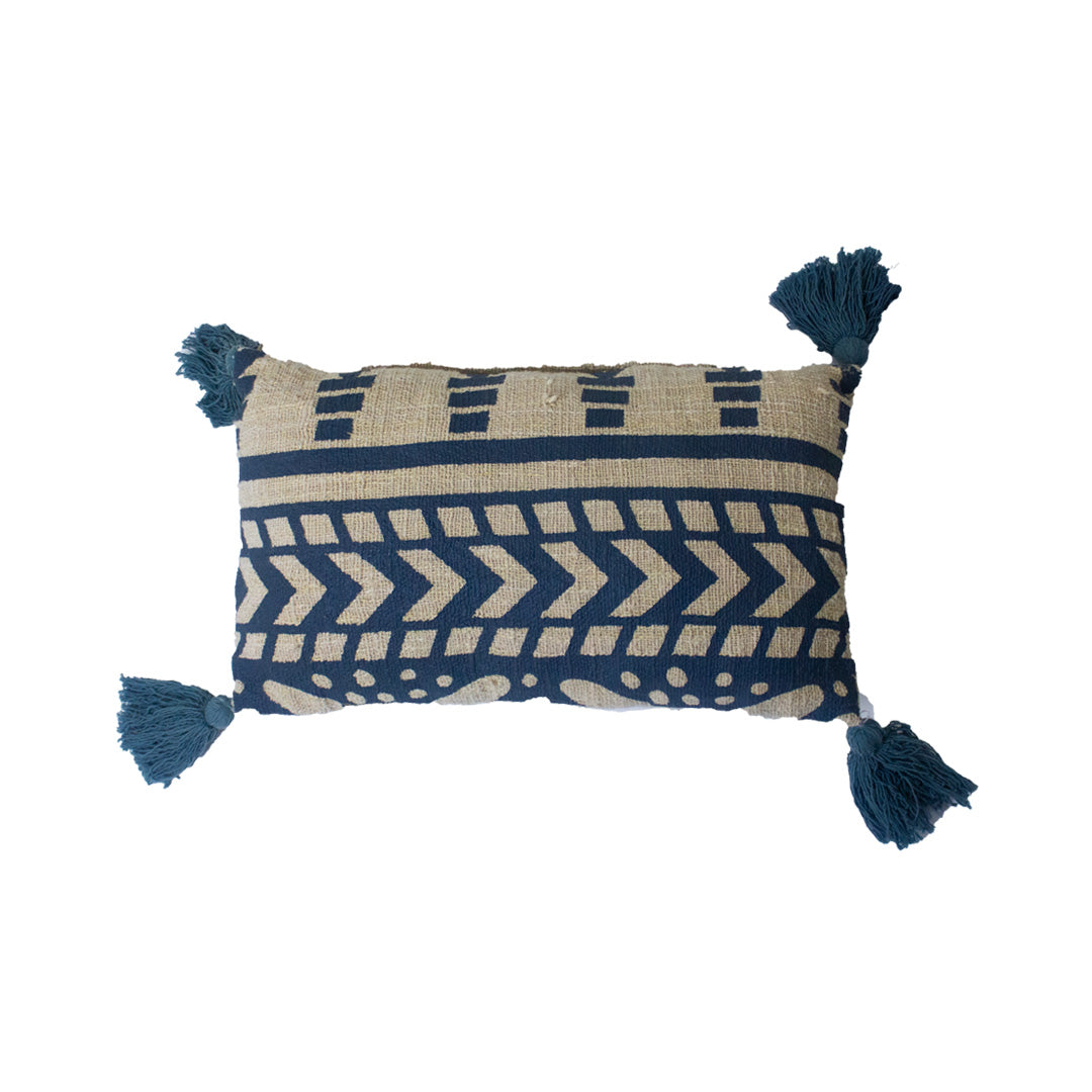 Rectangle Aztec Cushion in Air- Frost
