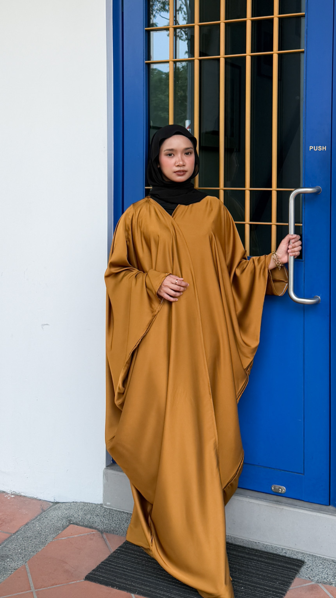 Milano Abaya